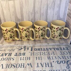 Waverly Garden Room Floral Manor Grapes Set of 4 Coffee Mugs 12 oz Poland